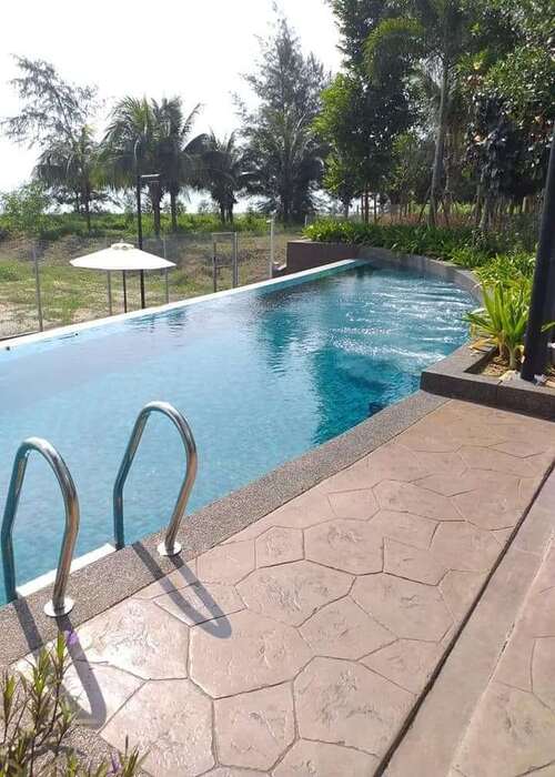 Fasiliti Timurbay Kuantan - Kemudahan homestay termasuk kolam renang, pantai, dan kawasan rekreasi